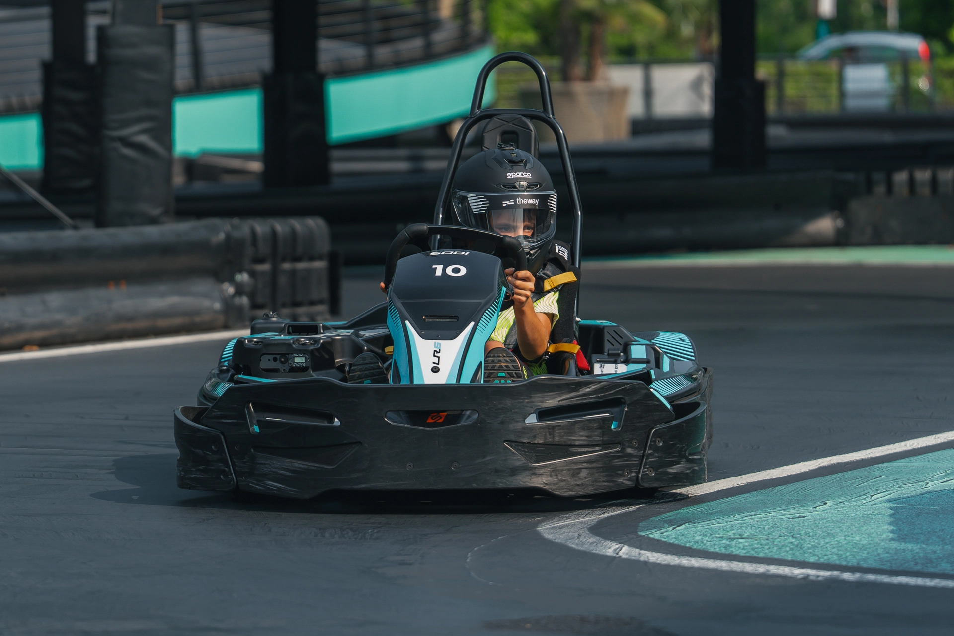 theway-esperienza-in-pista-adulti-pit-lane